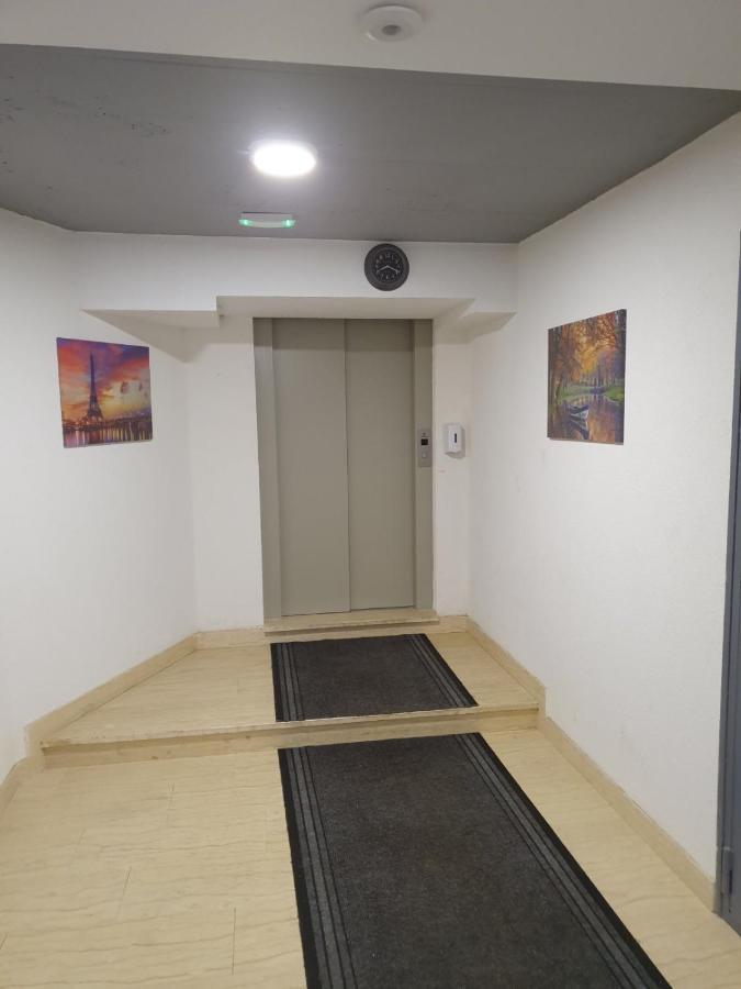 Sunny Hill Suite Ljubovic Podgorica Buitenkant foto