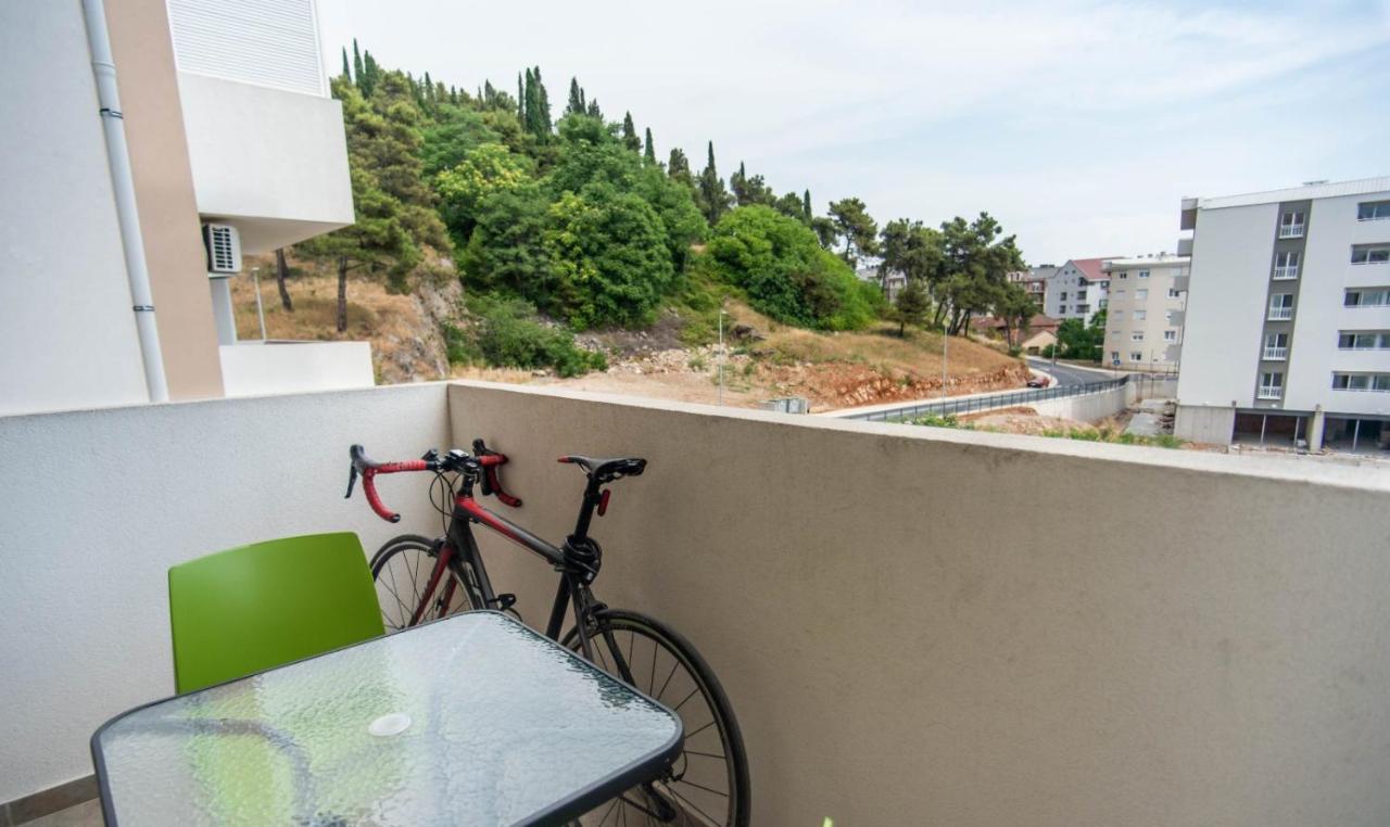Sunny Hill Suite Ljubovic Podgorica Buitenkant foto